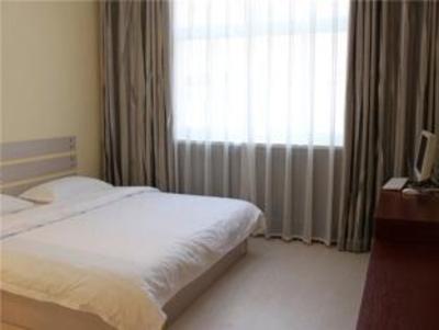 фото отеля Yiyue Express Hotel