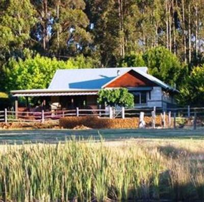 фото отеля Clover Cottage Manjimup