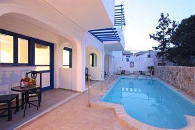 фото отеля Loizos Apartments City Center Fira