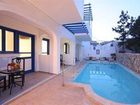 фото отеля Loizos Apartments City Center Fira