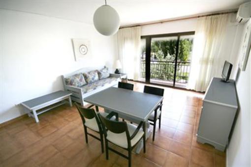 фото отеля Residencial Super Stop Apartamentos Palafrugell
