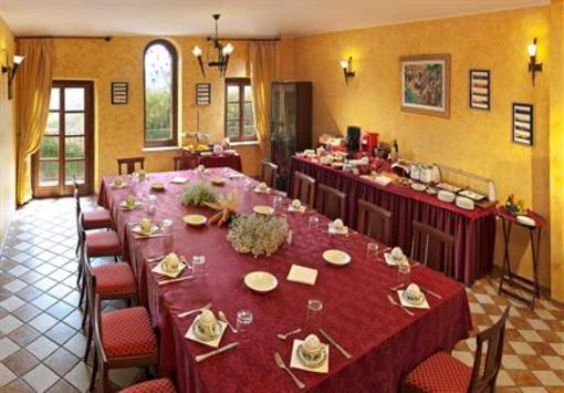 фото отеля Il Vigneto Hotel Roddi