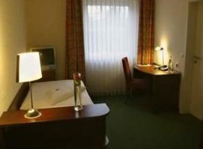 фото отеля Hotel Auerhahn