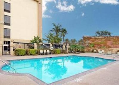 фото отеля The Comfort Inn & Suites Anaheim, Disneyland Resort