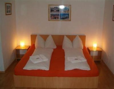 фото отеля Apartman Nora