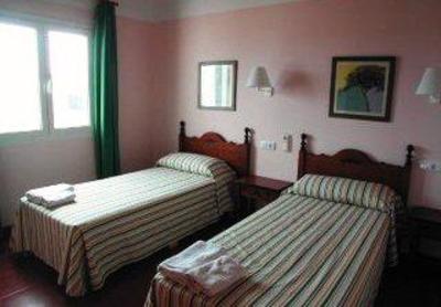 фото отеля Hotel Villas Begonias Menorca