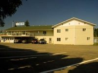 Fraser Bridge Inn & RV Park