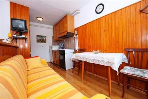 фото отеля Apartments Rovinj