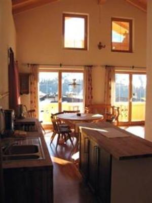 фото отеля Enthofer Chalets Alpbach