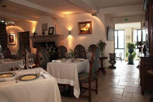 фото отеля L'Hostellerie du Chateau