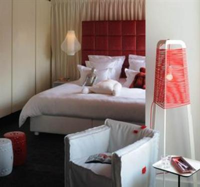фото отеля Sint Ji Rooms
