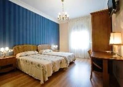 фото отеля Casa de Gloria Hostal Monzon