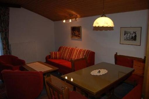 фото отеля Gästehaus Dorfwirt Bad Kleinkirchheim