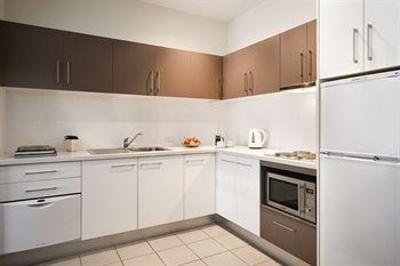 фото отеля Miller Apartments Adelaide