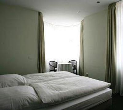 фото отеля Hotel Kurvilla Sickingen