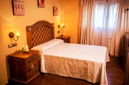фото отеля Hotel Rural Monachil