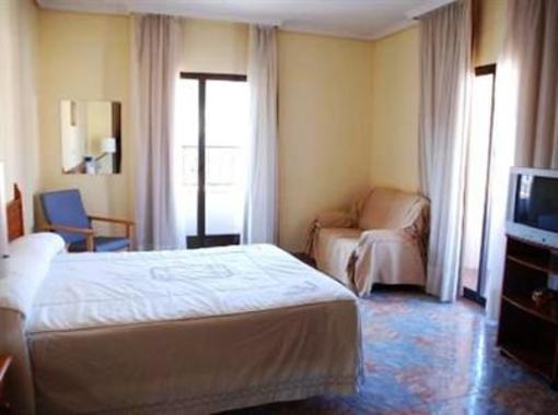 фото отеля Hotel Dracos Cebreros