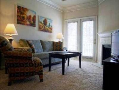 фото отеля Marriott Execustay Wynnewood