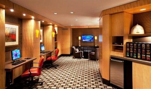 фото отеля Marriott Execustay Wynnewood