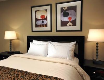 фото отеля Marriott Execustay Wynnewood