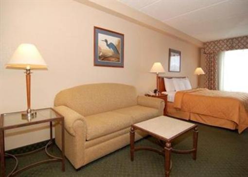 фото отеля Comfort Suites Maingate East