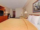 фото отеля Comfort Suites Maingate East