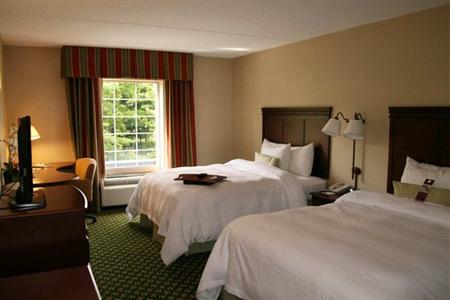 фото отеля Hampton Inn & Suites Berkshires
