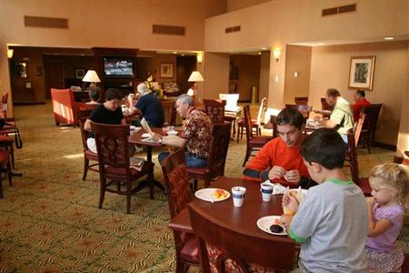 фото отеля Hampton Inn & Suites Berkshires