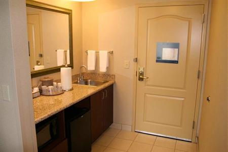 фото отеля Hampton Inn & Suites Berkshires