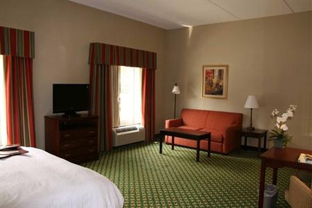 фото отеля Hampton Inn & Suites Berkshires