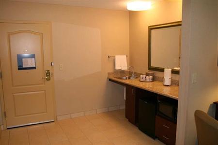 фото отеля Hampton Inn & Suites Berkshires