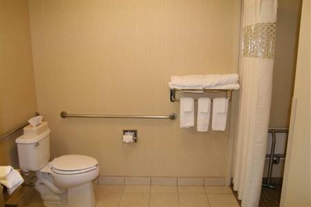 фото отеля Hampton Inn & Suites Berkshires
