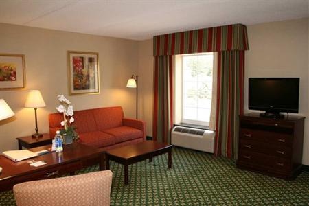 фото отеля Hampton Inn & Suites Berkshires