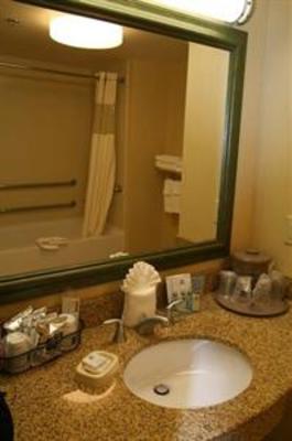 фото отеля Hampton Inn & Suites Berkshires