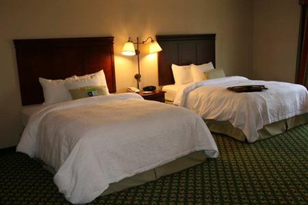 фото отеля Hampton Inn & Suites Berkshires