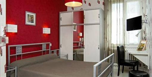фото отеля Hotel Restaurant Cazes Arazat
