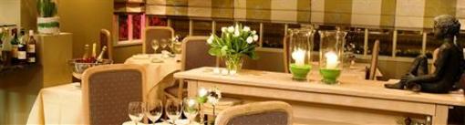 фото отеля Hostellerie Melrose