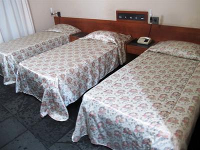 фото отеля Hotel Camburi