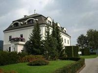 Villa Necas