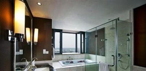 фото отеля Hillview International Hotel Longyou