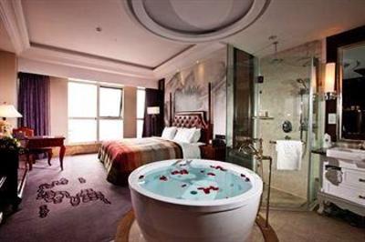 фото отеля Hillview International Hotel Longyou
