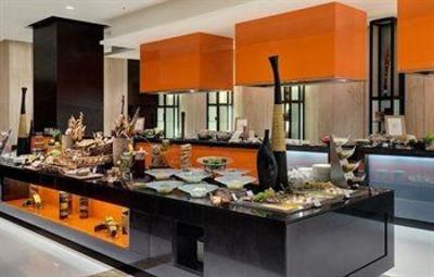 фото отеля Novotel Hyderabad Airport