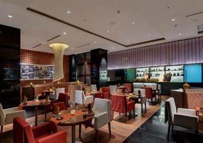 фото отеля Novotel Hyderabad Airport