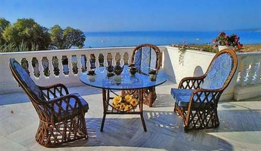 фото отеля Candia House