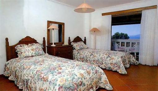 фото отеля Candia House