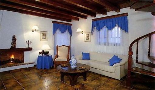 фото отеля Candia House