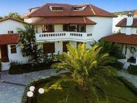 Candia House