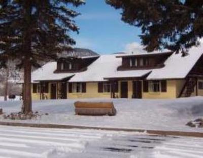 фото отеля Spruce Lodge