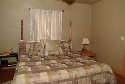 фото отеля Spruce Lodge