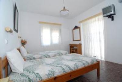 фото отеля Agios Stefanos Studios & Apartments